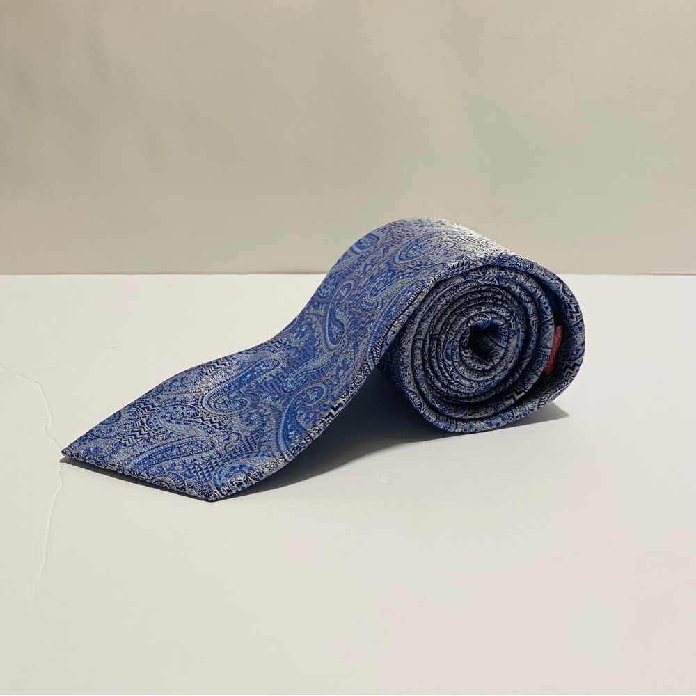 Elegant Silk Paisley Haines & Bonner Patterned Tie in Blue